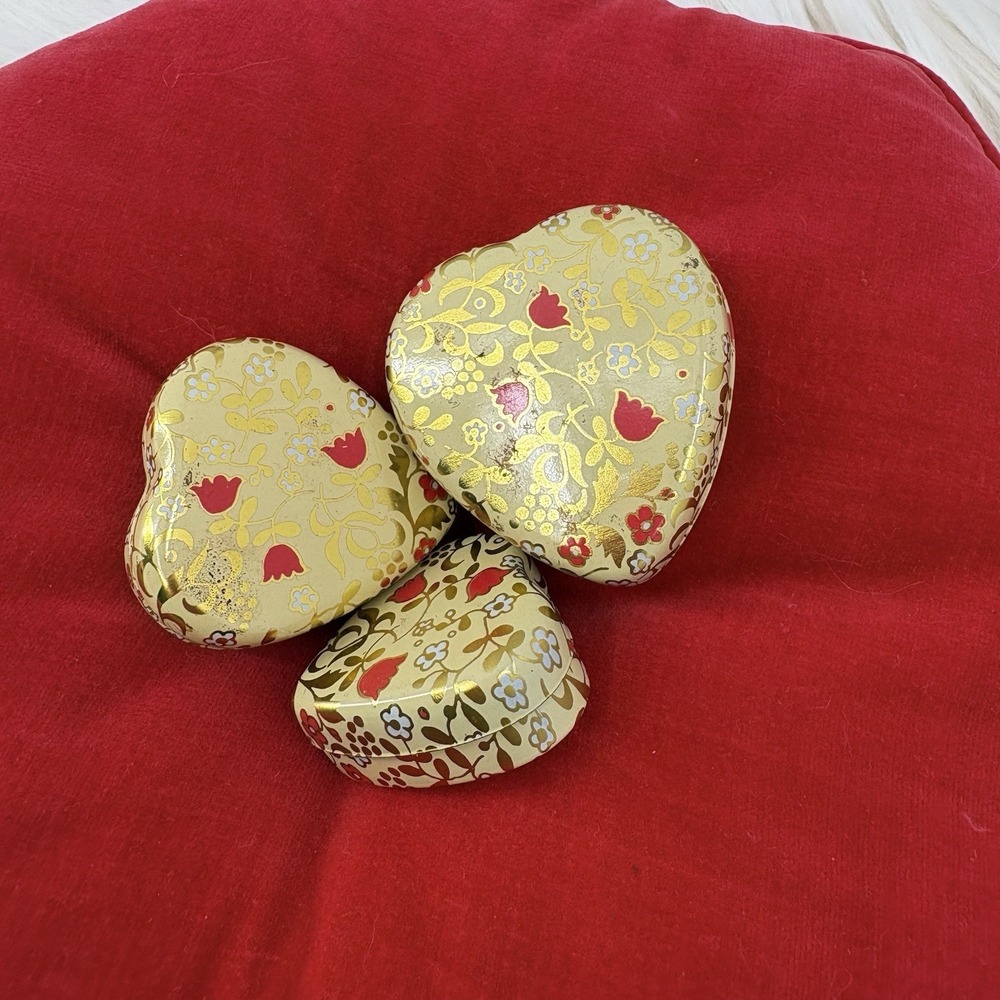 Mini Heart Shaped Nesting Tins Three‎ Vintage Metal Enesco Trinket/pill Tins